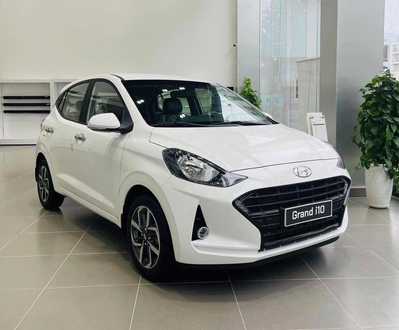 Hyundai Grand i10 12 MT Base 2022 Rẻ nhất có Ngon